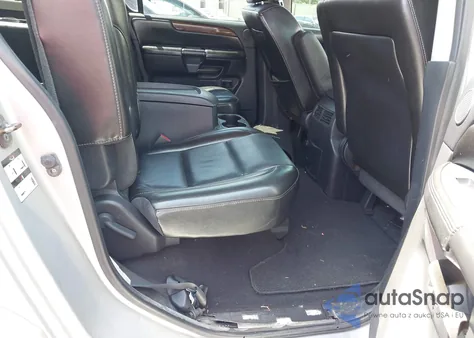 2010 Nissan Armada Platinum из США, поврежденный, VIN 5N1AA0NE0AN623981